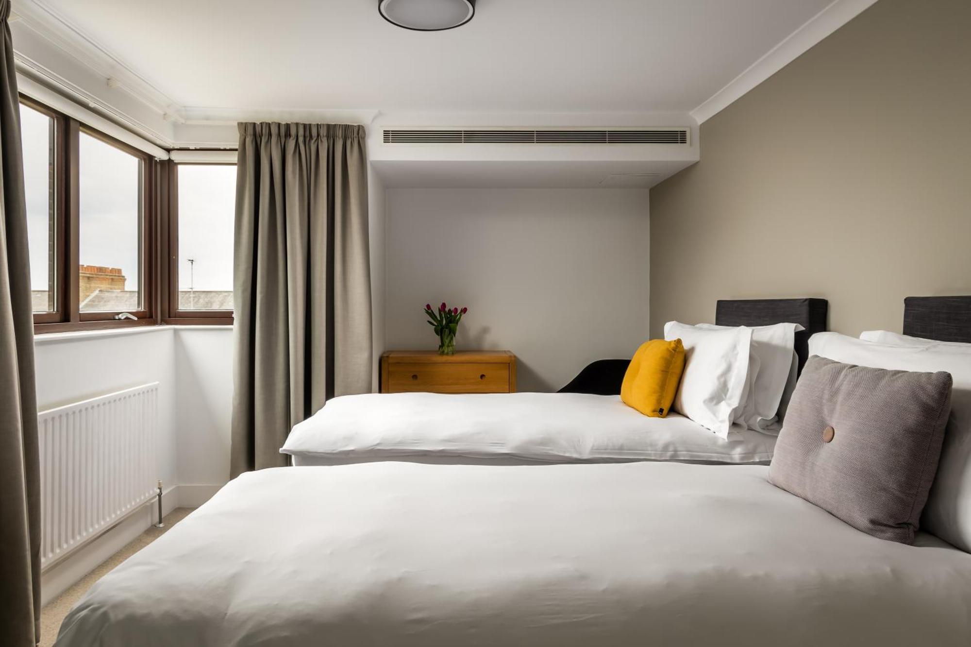 Monarch House - Serviced Apartments - Kensington 런던 외부 사진