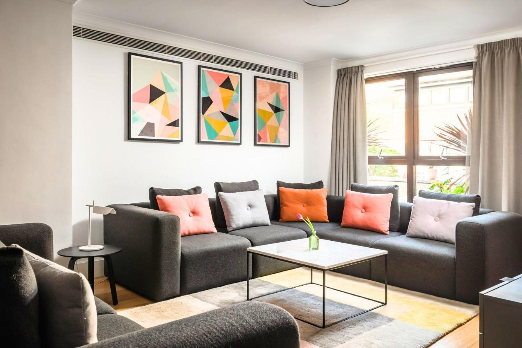 Monarch House - Serviced Apartments - Kensington 런던 외부 사진