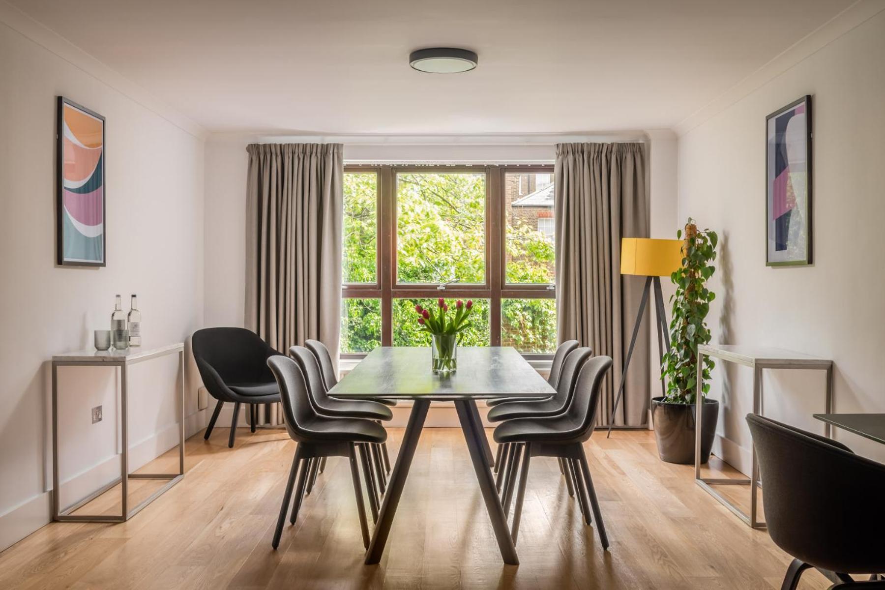 Monarch House - Serviced Apartments - Kensington 런던 외부 사진