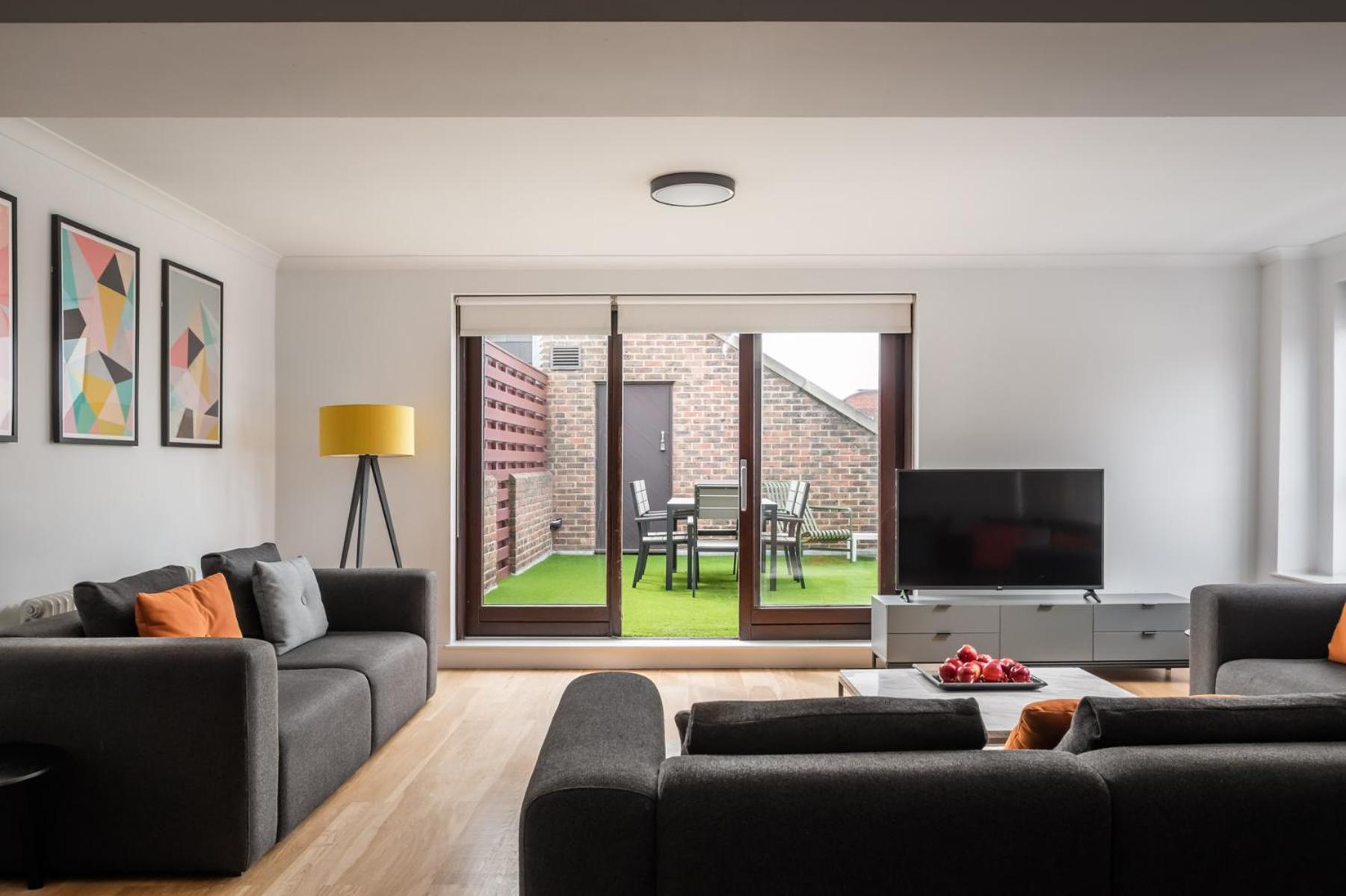 Monarch House - Serviced Apartments - Kensington 런던 외부 사진