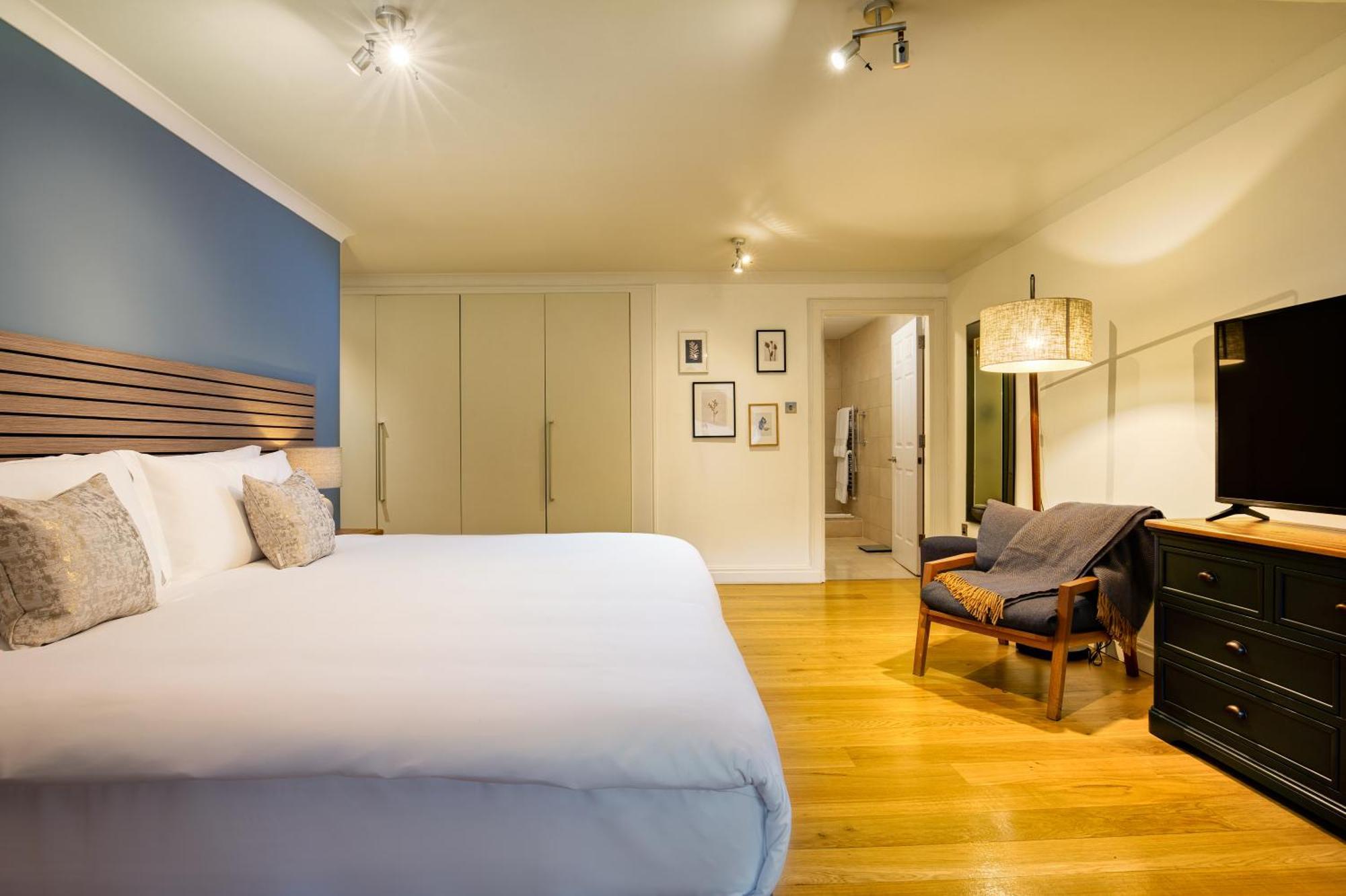 Monarch House - Serviced Apartments - Kensington 런던 외부 사진