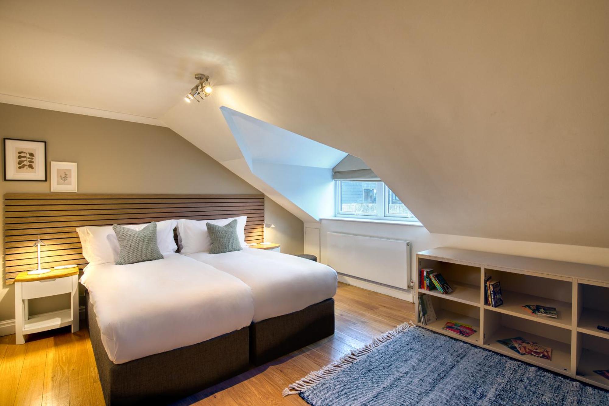 Monarch House - Serviced Apartments - Kensington 런던 외부 사진