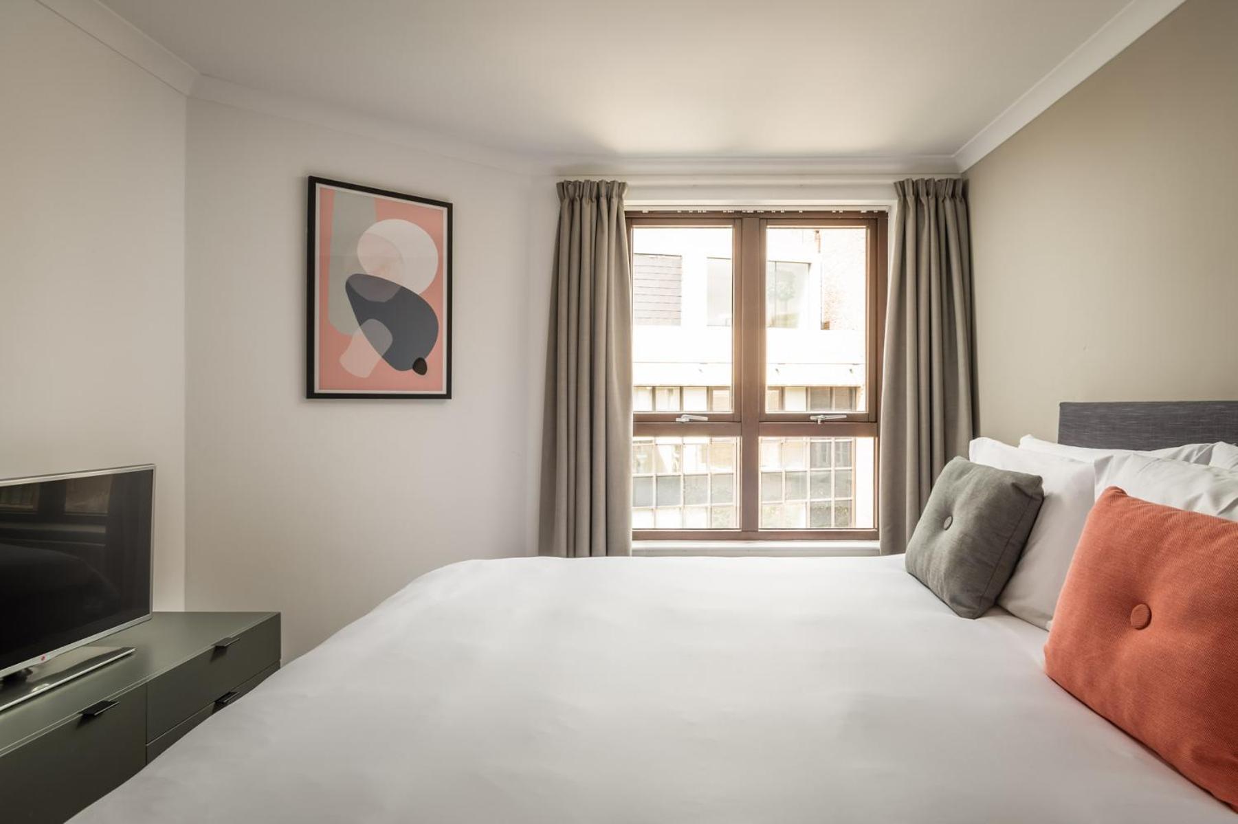 Monarch House - Serviced Apartments - Kensington 런던 외부 사진