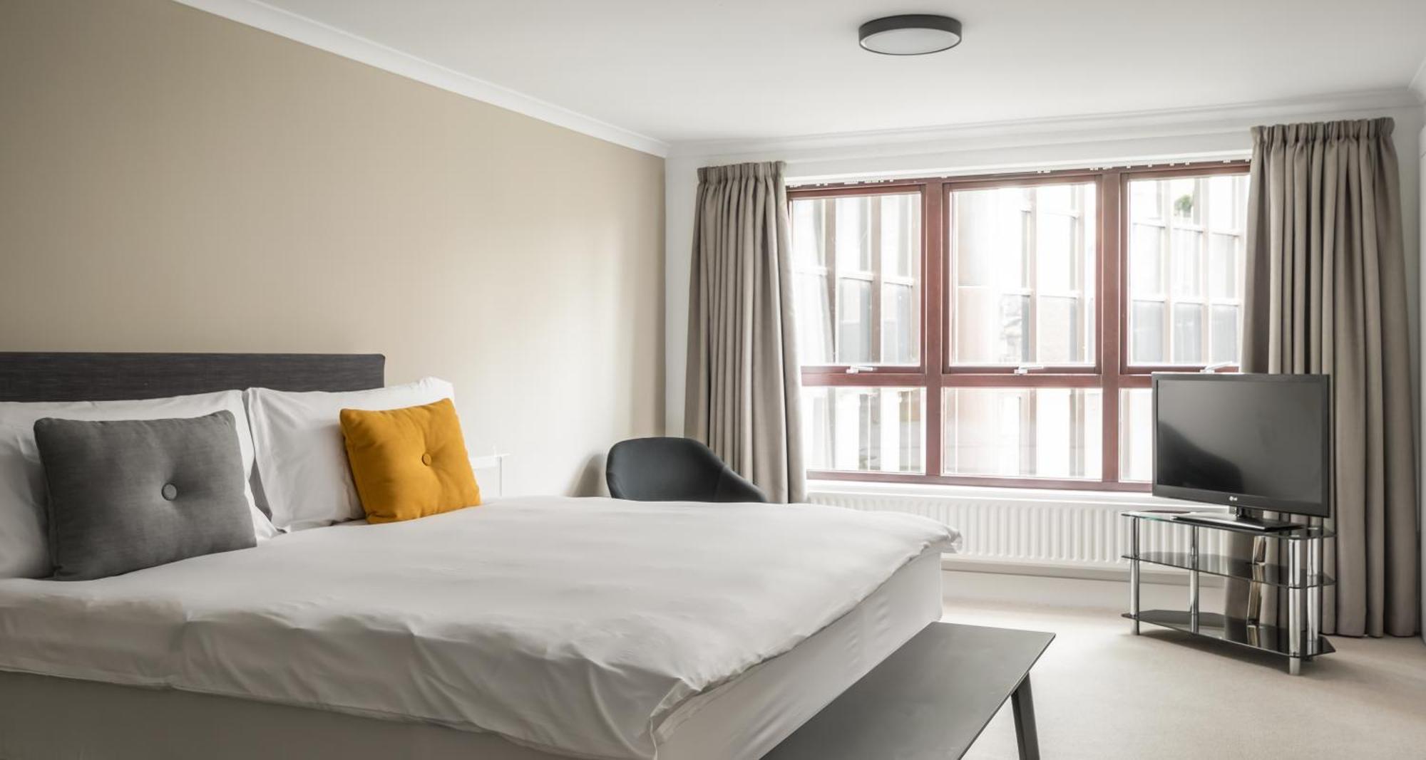 Monarch House - Serviced Apartments - Kensington 런던 외부 사진