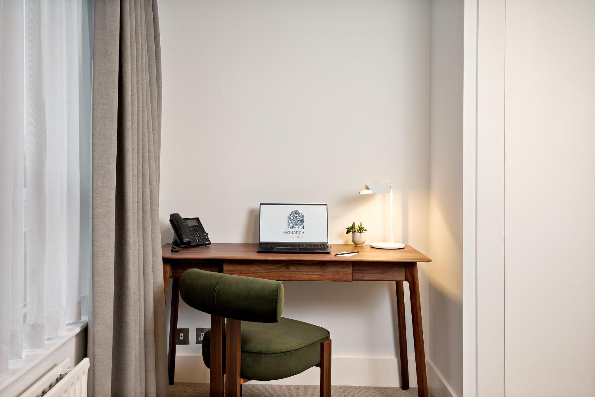 Monarch House - Serviced Apartments - Kensington 런던 외부 사진