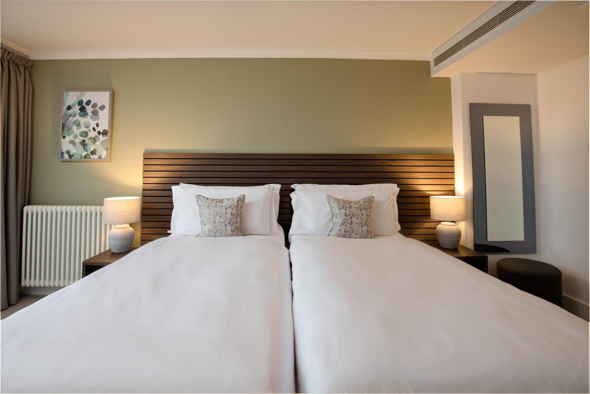 Monarch House - Serviced Apartments - Kensington 런던 외부 사진